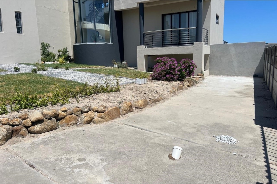 5 Bedroom Property for Sale in Haasendal Western Cape